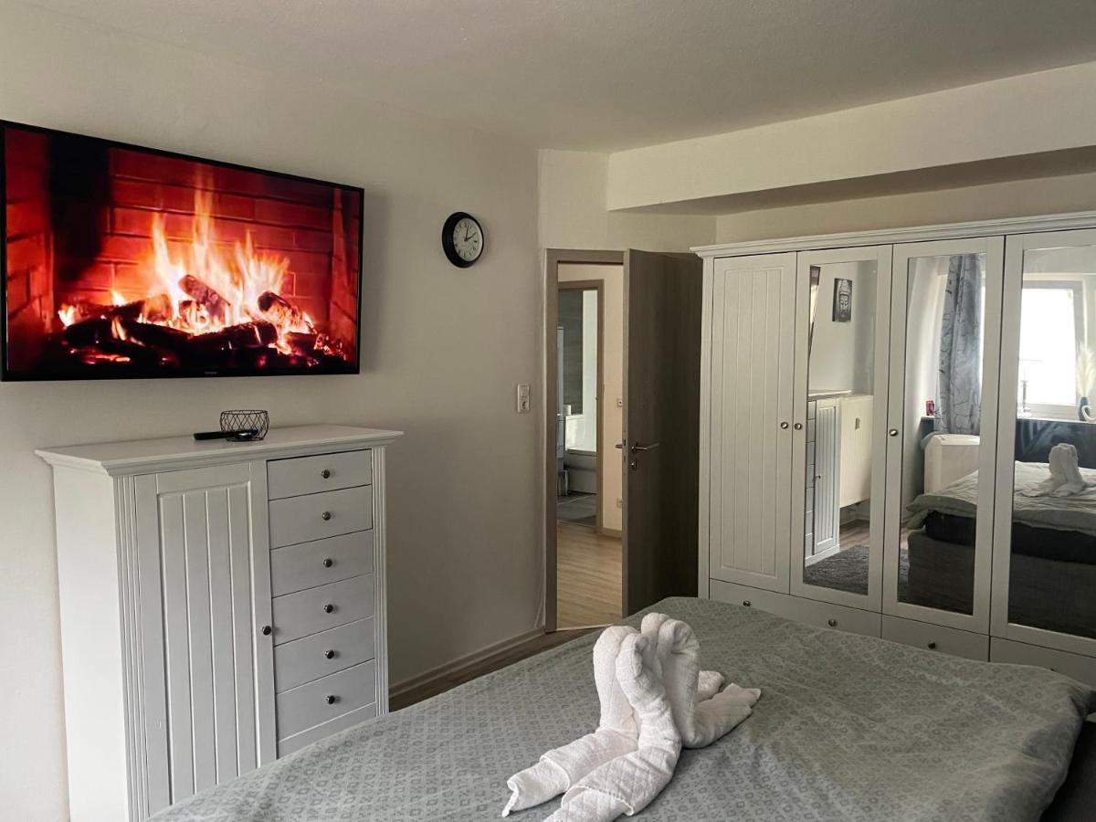 Moderne Fewo Weinberge Netflix Apartment เซลล์อันแดร์โมเซล ภายนอก รูปภาพ