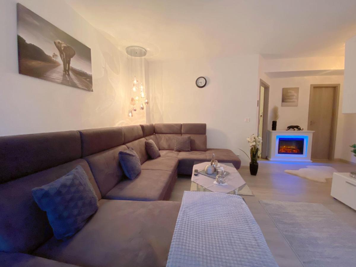 Moderne Fewo Weinberge Netflix Apartment เซลล์อันแดร์โมเซล ภายนอก รูปภาพ